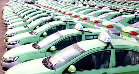 深化出租汽車行業改革政策出臺一周年!這些變化 &darr;&darr; 你感受到了嗎?未來,或建立黑名單制度和市場退出機制_財經_網